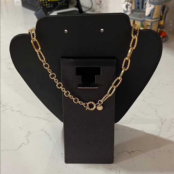 Talbots Gold Chain Necklace with White Pendant New Without Tags - Picture 4 of 11